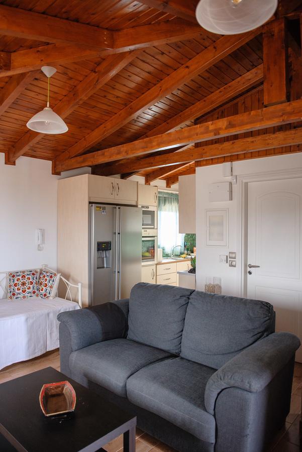 Artemis Sunrise Apartment Exterior foto